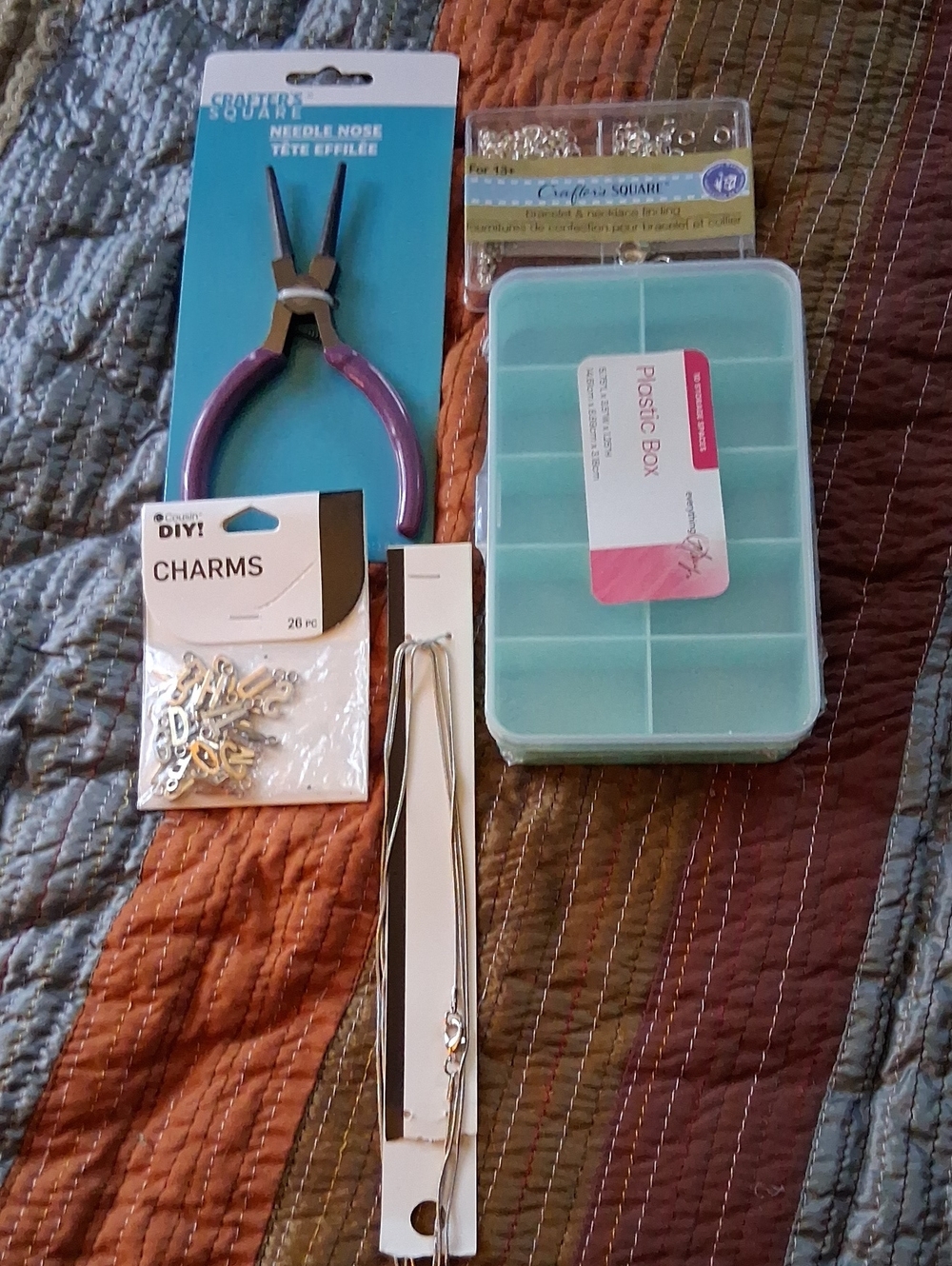 Craftive Square Mint Plastic Storage Box - Organizer for Beads & Charms